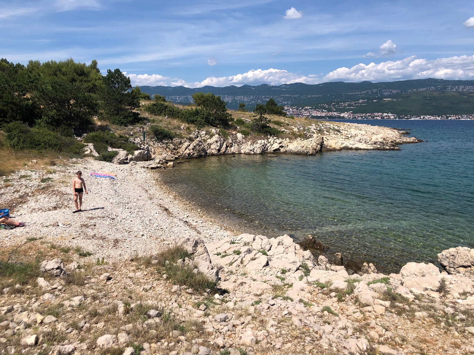 Foto di Uvala Vodica con una superficie del terreno roccioso