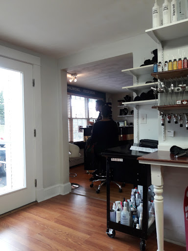 Hair Salon «Main Switch Beauty Salon», reviews and photos, 390 Washington St, Middletown, CT 06457, USA
