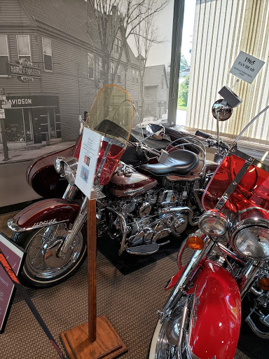 Harley-Davidson Dealer «Buffalo Harley-Davidson», reviews and photos, 4220 Bailey Ave, Amherst, NY 14226, USA