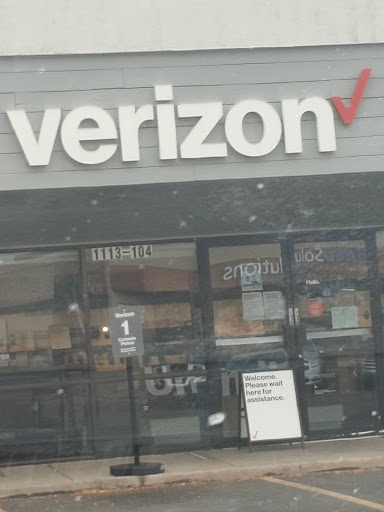 Cell Phone Store «Verizon», reviews and photos, 1113 S Abilene St #104, Aurora, CO 80012, USA