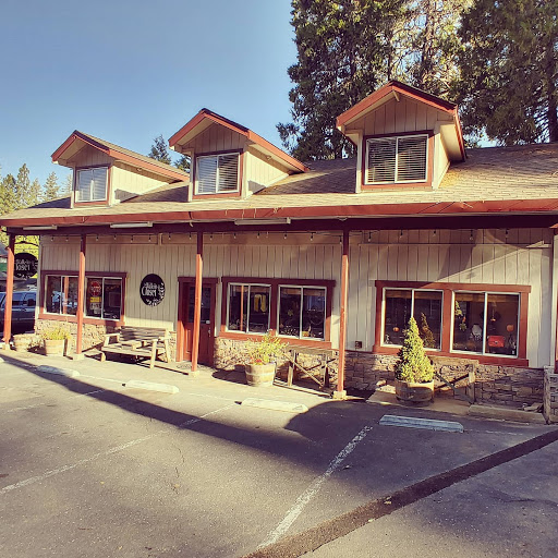 Consignment Shop «The Walk In Closet Consignment Boutique», reviews and photos, 18752 Cedar Dr, Twain Harte, CA 95383, USA