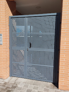 Segura Carpintería Metálica S.L. C. Baleares, 7, 41500 Alcalá de Guadaíra, Sevilla, España