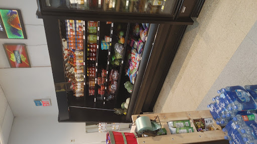 Grocery Store «Columbia Market», reviews and photos, 450 Wa Na Pa St, Cascade Locks, OR 97014, USA