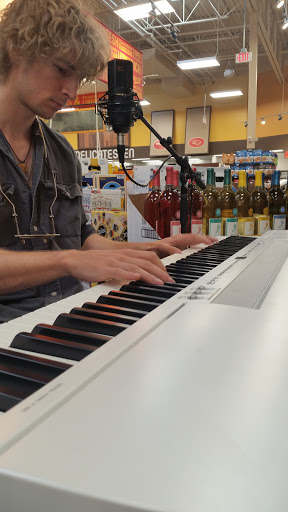 Grocery Store «Kroger Marketplace», reviews and photos, 1155 N 21st St, Newark, OH 43055, USA