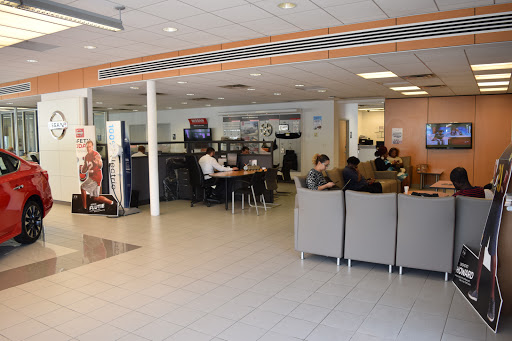 Nissan Dealer «DARCARS Nissan College Park», reviews and photos, 9330 Baltimore Ave, College Park, MD 20740, USA