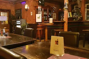 Irish Pub Shamrock image