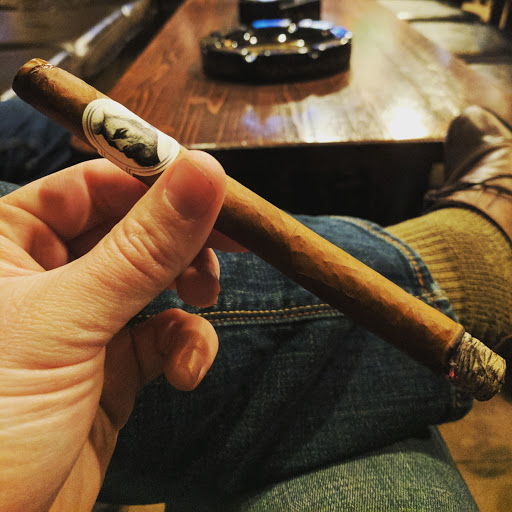 Liquor Store «Old Oaks Liquor», reviews and photos, 3006 Thousand Oaks Blvd, Thousand Oaks, CA 91362, USA