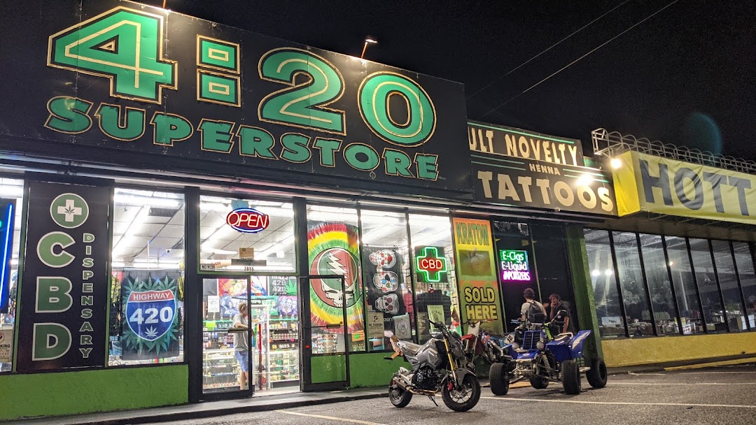 4:20 Super Store