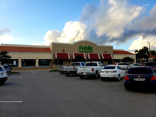 Supermarket «Publix Super Market at Daniels Crossing», reviews and photos, 6900 Daniels Pkwy Ste 19, Fort Myers, FL 33912, USA