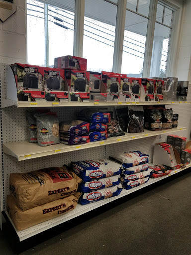 Hardware Store «Hebron Ace Hardware», reviews and photos, 81 Main St, Hebron, CT 06248, USA