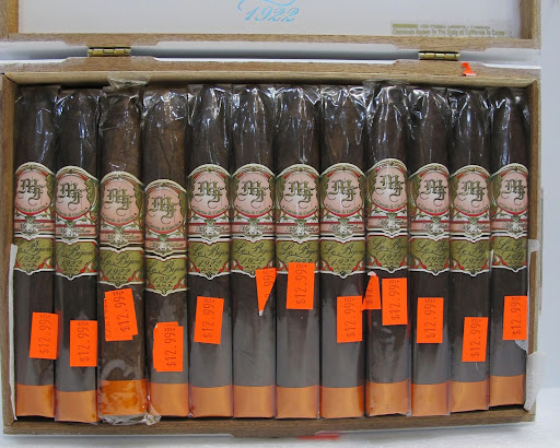 Hookah Bar «Brooklyn Smoke Shop Inc», reviews and photos, 198 Flatbush Ave, Brooklyn, NY 11217, USA