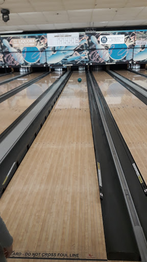 Bowling Alley «Kiamesha Lanes», reviews and photos, 4685 NY-42, South Fallsburg, NY 12779, USA