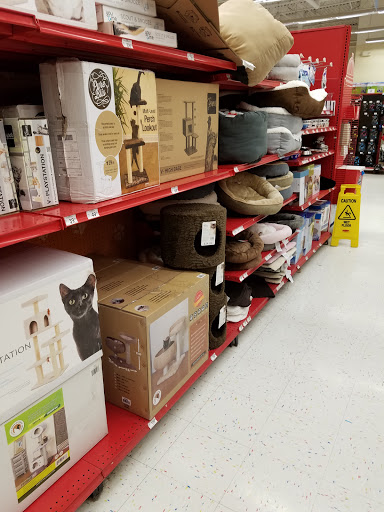 Pet Supply Store «Petco Animal Supplies», reviews and photos, 12765 Harper Village Dr #140, Battle Creek, MI 49014, USA