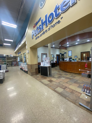 Pet Supply Store «PetSmart», reviews and photos, 5435 W TX-1604 Loop N, San Antonio, TX 78253, USA