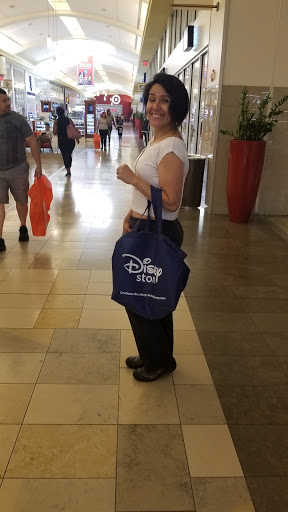 Toy Store «Disney Store», reviews and photos, 2701 Bergen Town Center, Paramus, NJ 07652, USA