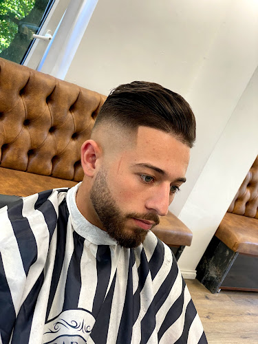 Comments and reviews of Milano barber