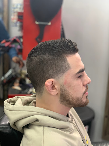 Barber Shop «Headquarters Barber Shop», reviews and photos, 930 New Hope Rd, Lawrenceville, GA 30045, USA