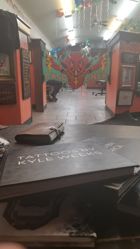 Tattoo Shop «Signature Tattoo», reviews and photos, 230 W Nine Mile Rd, Ferndale, MI 48220, USA