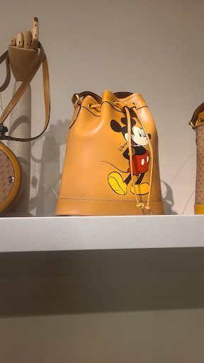 Boutique «Gucci Outlet», reviews and photos, 3939 S Interstate Hwy 35 #1050, San Marcos, TX 78666, USA