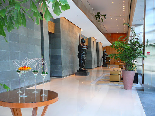 Gym «Equinox Brickell», reviews and photos, 1441 Brickell Ave #4, Miami, FL 33131, USA