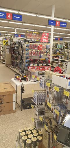 Hardware Store «Harbor Freight Tools», reviews and photos, 1821 S Sherwood Forest Blvd, Baton Rouge, LA 70816, USA