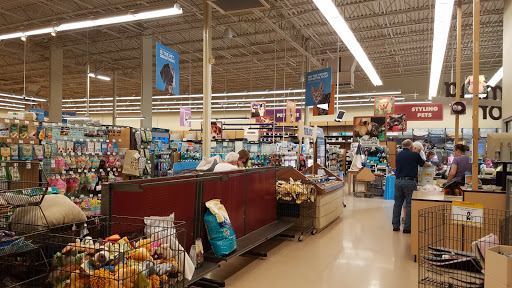 Pet Supply Store «Petco Animal Supplies», reviews and photos, 993 Branson Hills Pkwy, Branson, MO 65616, USA