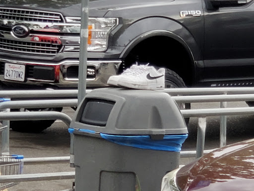 Department Store «Walmart Supercenter», reviews and photos, 235 E Dorset Dr, Dixon, CA 95620, USA