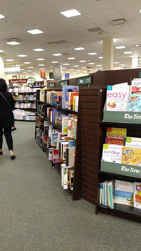 Barnes & Noble image