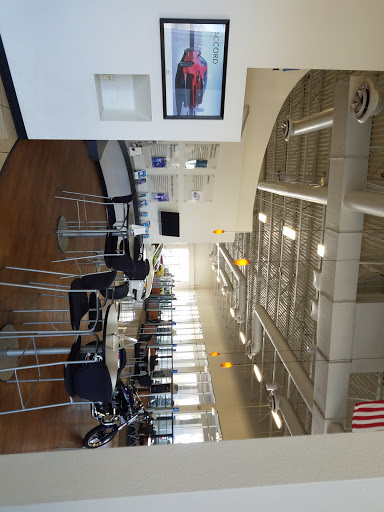 Honda Dealer «Findlay Honda», reviews and photos, 7494 W Azure Dr, Las Vegas, NV 89130, USA