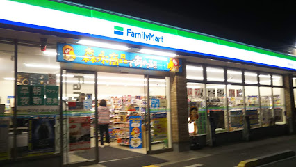 ファミリーマート 箕面森町店