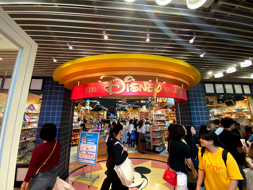 Disney Store Umeda Hep Five Store Kakudacho 5 15 Hep Five 4f Osaka Osaka Jp Zaubee
