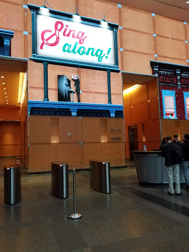 Shopping Mall «The Market and Shops at Comcast Center», reviews and photos, 1701 John F Kennedy Blvd #300, Philadelphia, PA 19103, USA