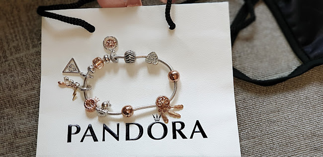 Pandora White Rose - Jewelry