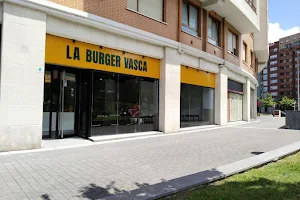 Hamburguesería La Burger Vasca Barakaldo image