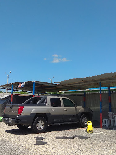 AUTOLAVADO E40 - Guayaquil