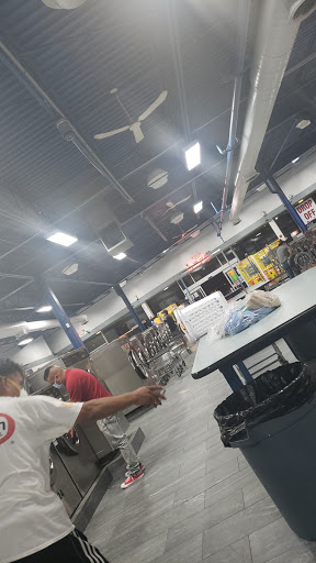 Laundromat «Laundry Kingdom Of Shirley», reviews and photos, 579 Montauk Hwy, Shirley, NY 11967, USA