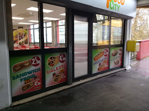 Photo n°78 de Food City à Villeneuve-d'Ascq ()