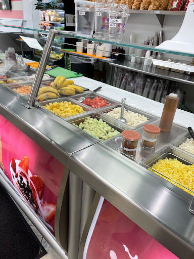 Ice Cream Shop «La Michoacana», reviews and photos, 559 N McLean Blvd, Elgin, IL 60123, USA