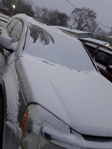 Car Dealer «Lewis Avenue Auto Sales Inc», reviews and photos, 38280 N Sheridan Rd, Beach Park, IL 60087, USA