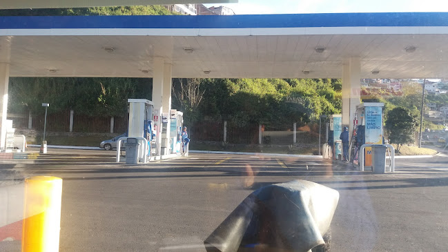 Opiniones de Gasolinera Mobil Oriental en Quito - Gasolinera