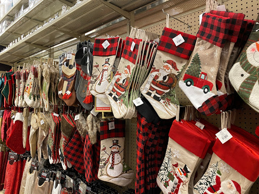 Craft Store «Hobby Lobby», reviews and photos, 7061 W 159th St B, Tinley Park, IL 60477, USA