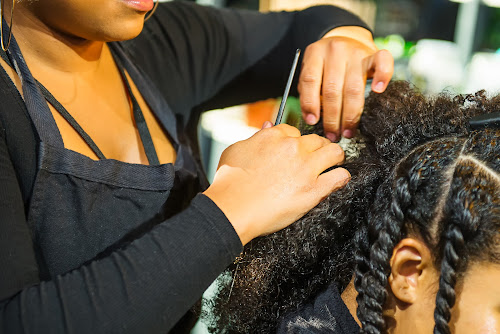 Coeurly Care | Cheveux bouclés et Afro ouvert le jeudi à Paris