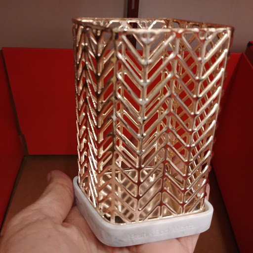 Beauty Supply Store «Bath & Body Works», reviews and photos, 6036 Sunrise Mall Rd, Citrus Heights, CA 95610, USA