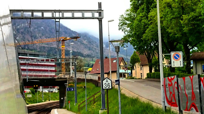 Kommentare und Rezensionen über Grenchen Nord, Bahnhof