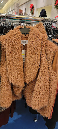 Department Store «Von Maur», reviews and photos, 1530 Polaris Pkwy, Columbus, OH 43240, USA