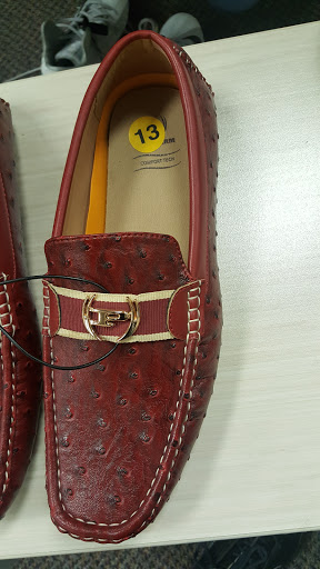 Clothing Store «Burlington Coat Factory», reviews and photos, 3800 US-98 #510, Lakeland, FL 33809, USA