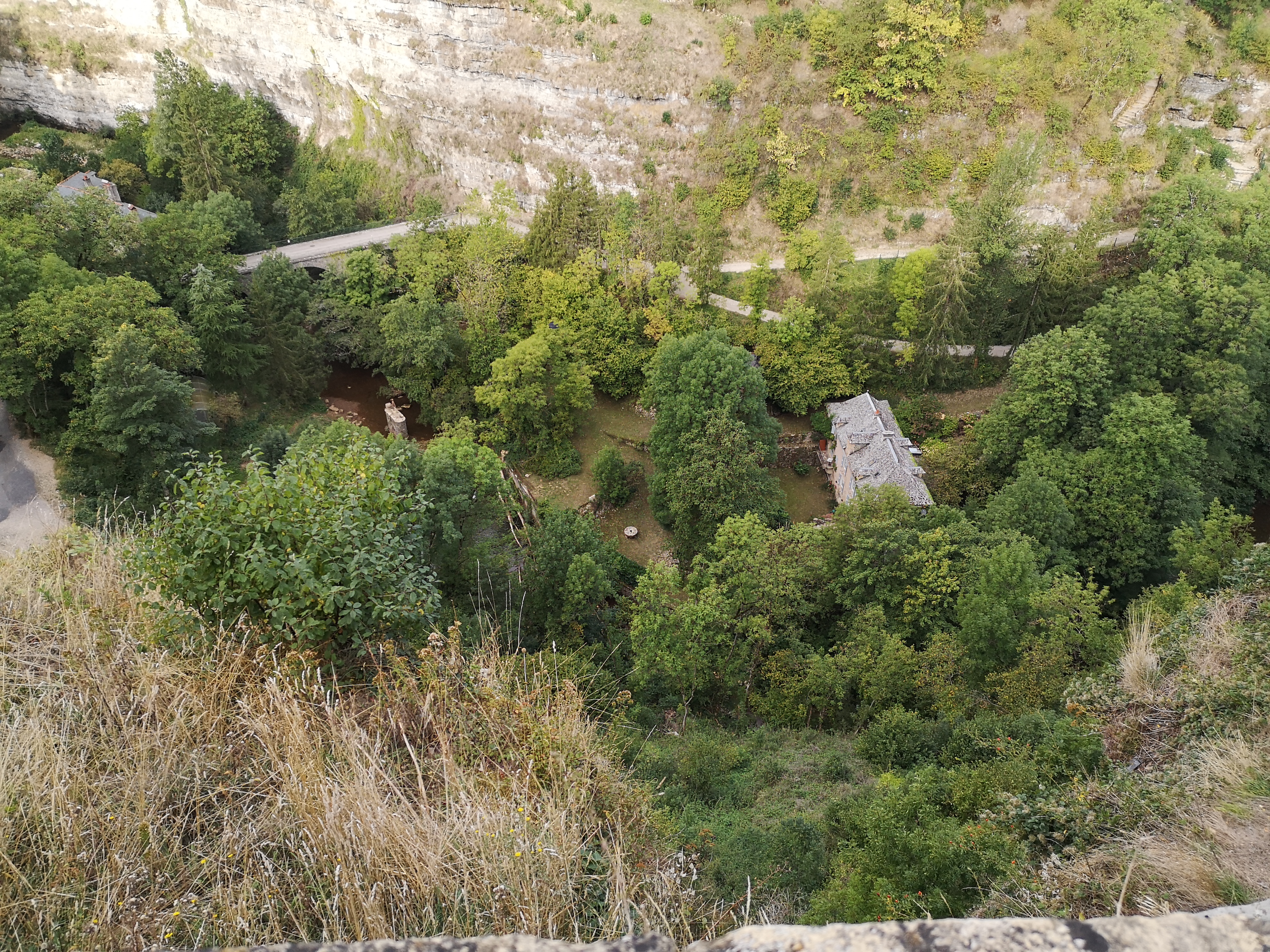 Photo n° 3 de l'avis de Claude.w fait le 22/09/2019 à 00:45