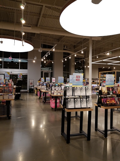 Book Store «Barnes & Noble», reviews and photos, 280 Palladio Pkwy, Folsom, CA 95630, USA