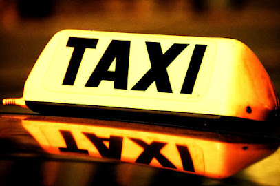 Gold Lincoln Taxi & Airport Service