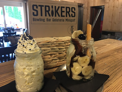 STRIKERS - Bowling Bar